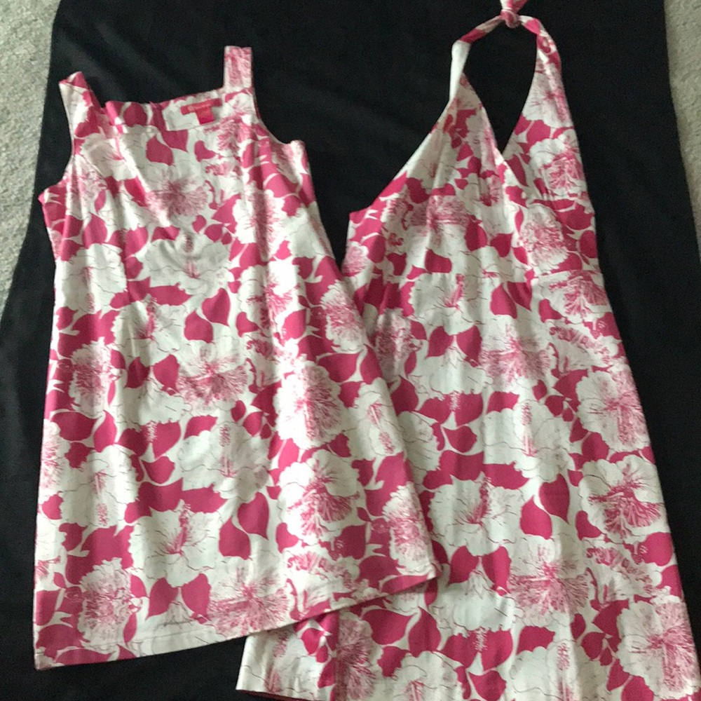 Matching dresses🌸